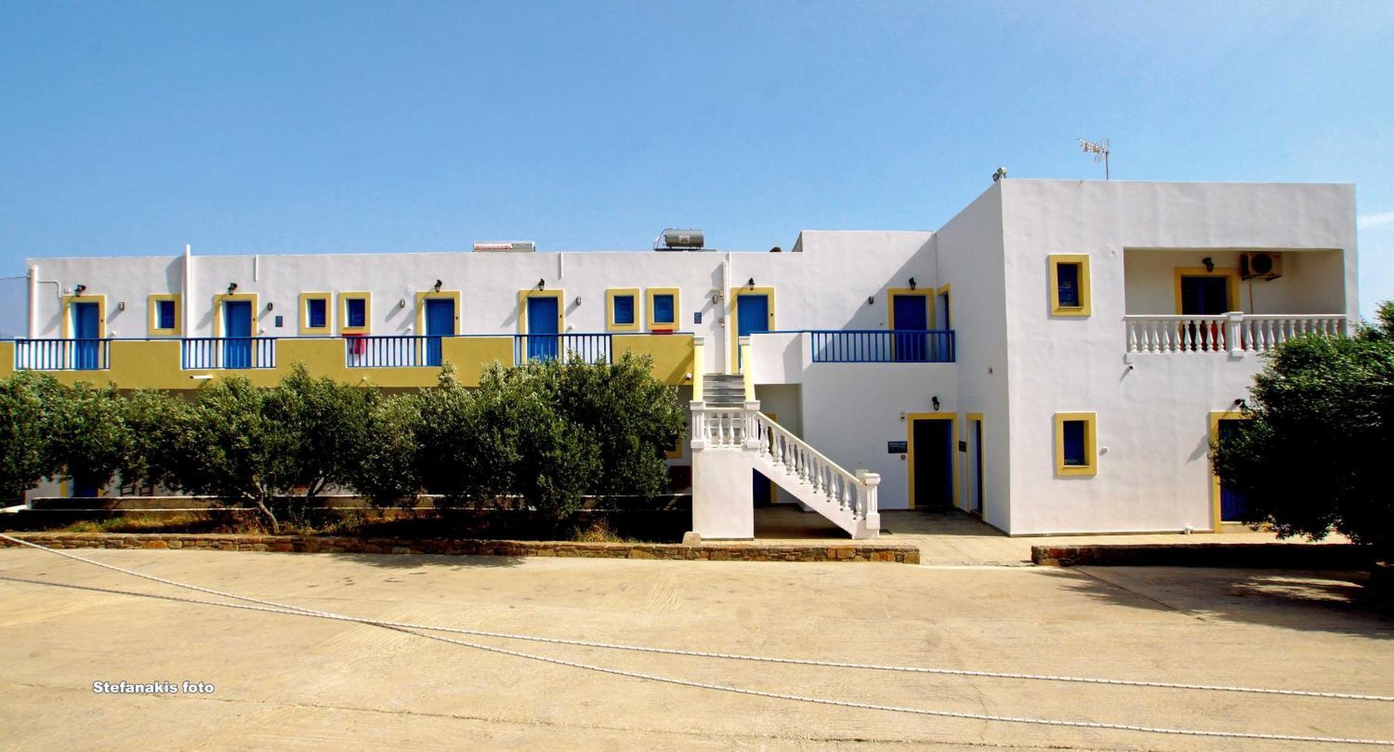 Aeriko Hotel Apartments Agia Marina  Exterior photo
